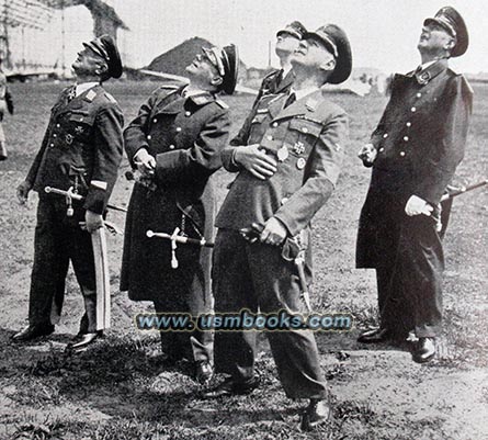 Ernst Udet, NSFK Korpsfhrer Generalleutnant Friedrich Christiansen, Nazi daggers